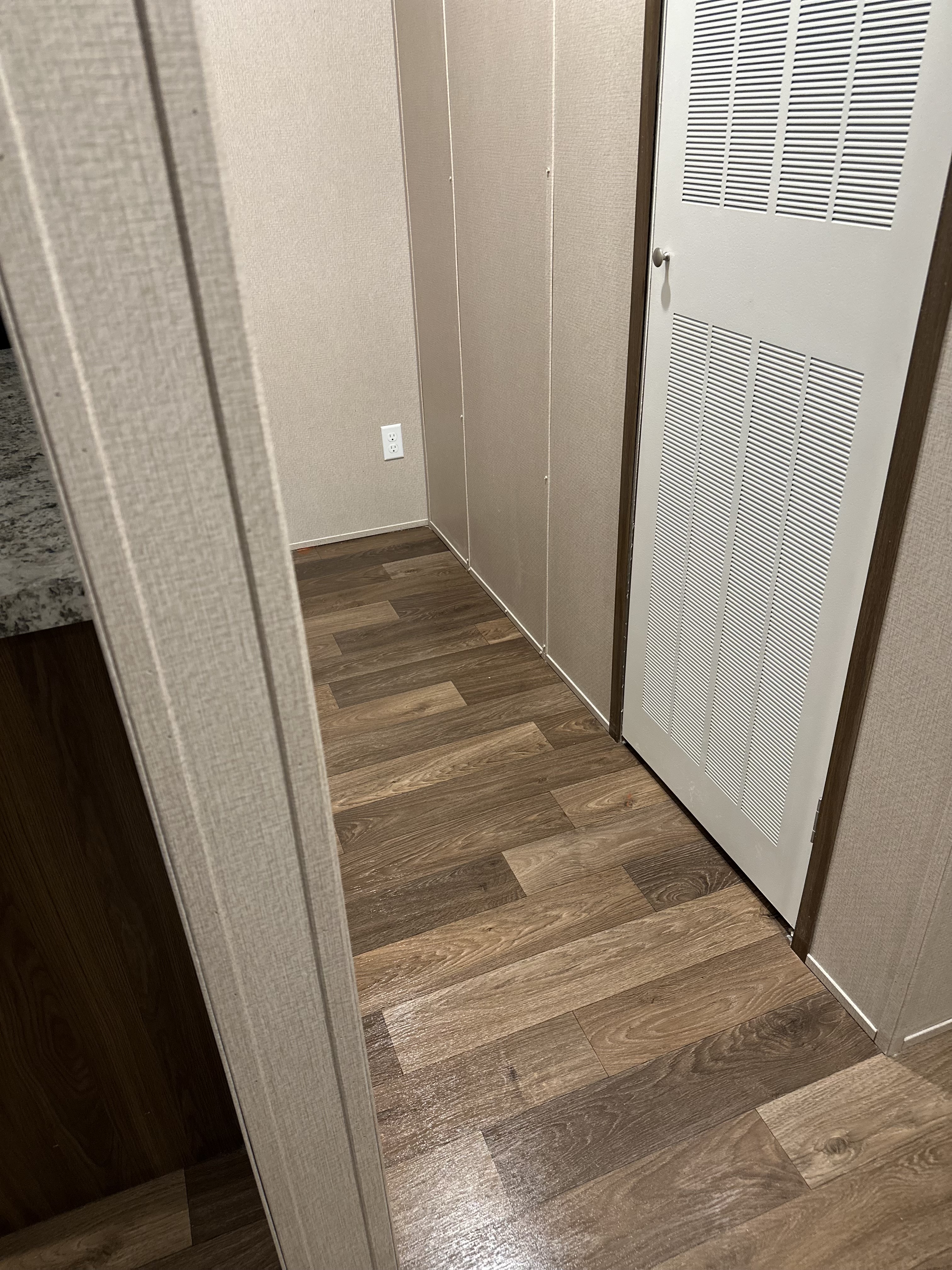 Hall & Living